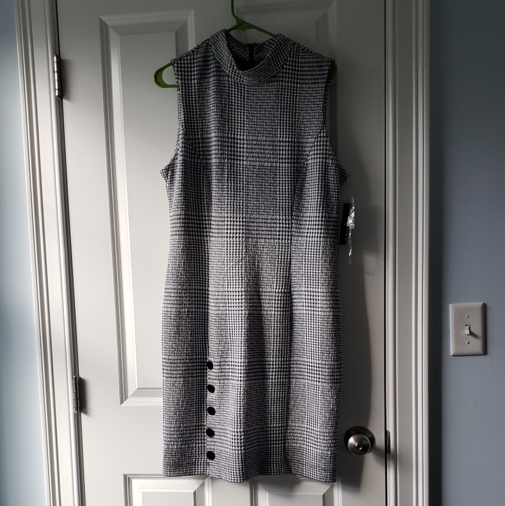 Sheragano size 12 dress barely used